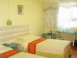 V8 Ziyuangang Hotel Rooms