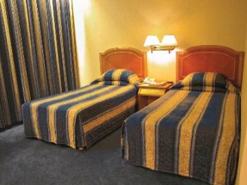 Cosmo Executive Hotel Rooms title=