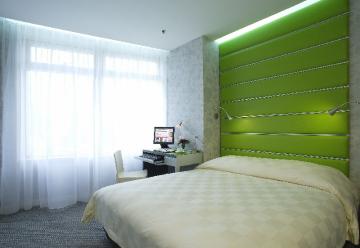 Cosmo Executive Hotel Rooms title=