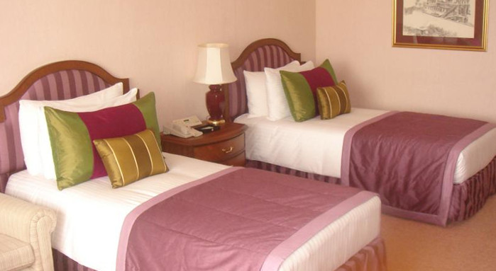 Taj Lands End